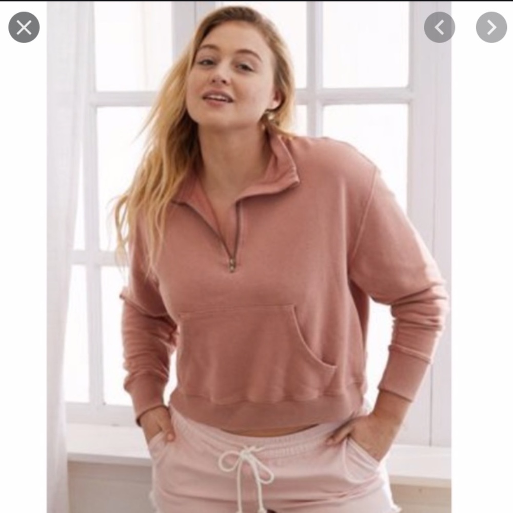 Aerie Quarter-Zip Cropped Sweatshirt